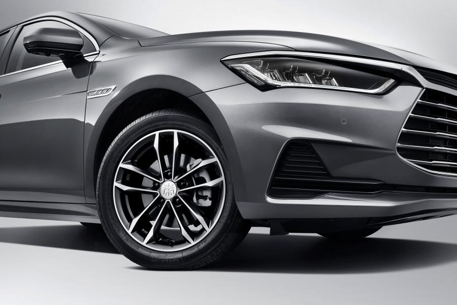 Детали экстерьера BYD Qin Pro 2018 года  (фото 9 из 16)